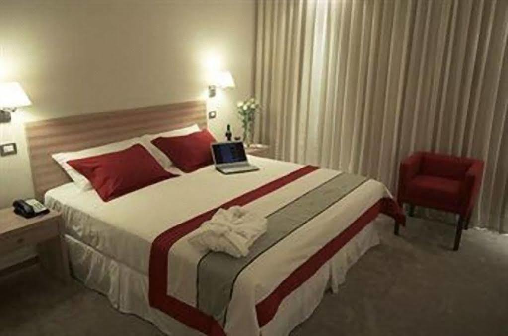 Hotel Casino Talca タルカ エクステリア 写真